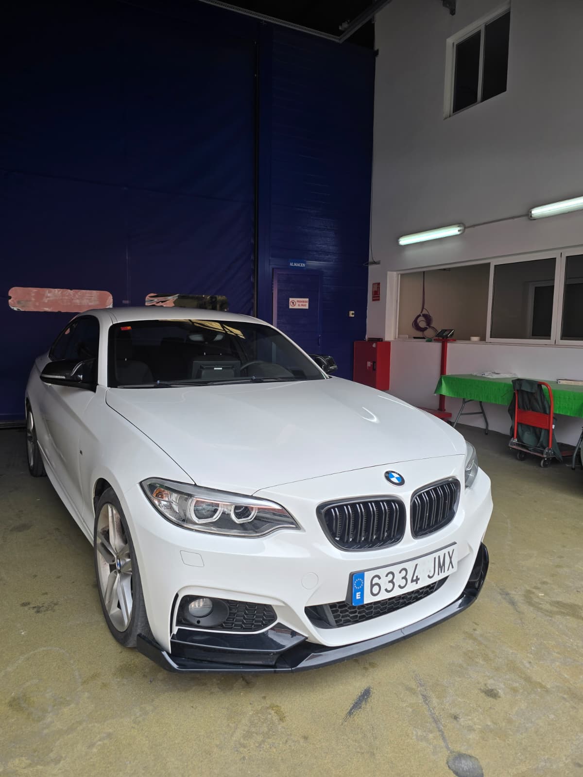 BMW 218D