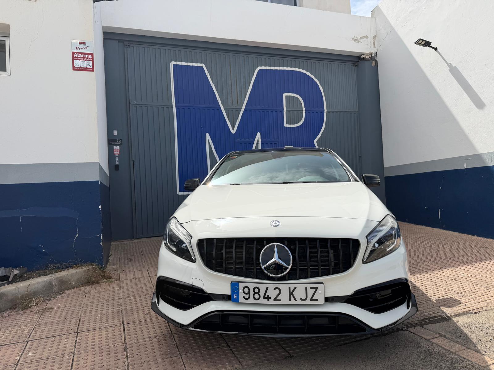 Mercedes Benz A45 AMG